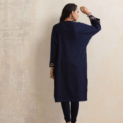trueBrowns Blue Kashmiri Embroidered Woollen Phiran Kurta