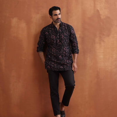 trueBrowns Men's Black Floral Printed Short Kurta