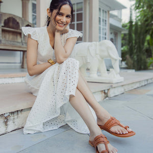 Windsor Tan Solid Kolha Flats