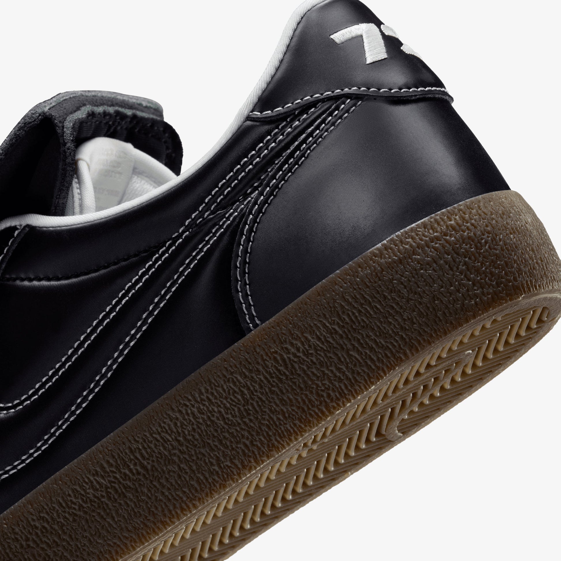 NIKE | KILLSHOT 2 PREMIUM { BLACK/BLACK-SAIL-BAROQUE BROWN