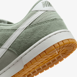 NIKE | DUNK LOW RETRO SE { JADE HORIZON/SUMMIT WHITE-LIGHT SILVER