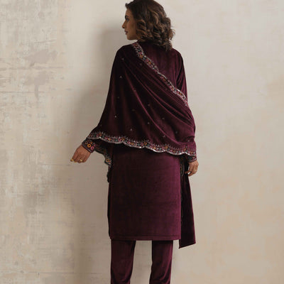 trueBrowns Purple Velvet Geometric Embroidered Kurta Pant Dupatta Set