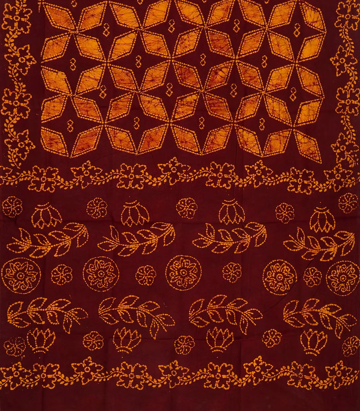 Maroon Sungudi Cotton Saree With Floral Motifs