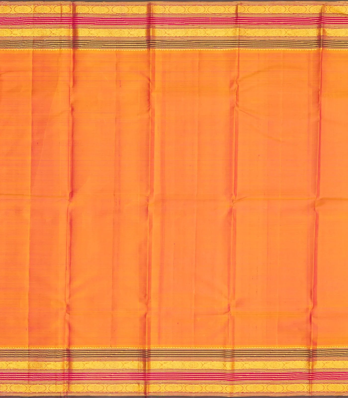 Maroon Handloom Kanchipuram Silk Saree With Chakaram Buttas