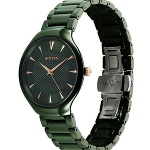 Titan Regalia Ceramics Quartz Analog Green Dial Green Color Ceramic Strap Watch For Men 39.7mm 90014KC03