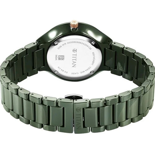Titan Regalia Ceramics Quartz Analog Green Dial Green Color Ceramic Strap Watch For Men 39.7mm 90014KC03