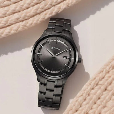 Titan Clasique Slim Quartz Analog with Date Grey Dial With Grey Color Stainless Steel Strap Watch For Men 40mm 90142QM06