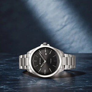 Titan Titanium Quartz Analog Black Dial Titanium Strap Watch for Men 32mm 90177TM03