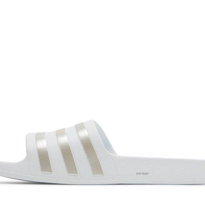 adidas Adilette Aqua Slides Cloud White Platinum Metallic