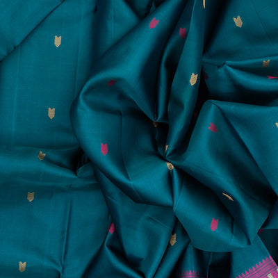 Cyan Handloom Kanchi Cotton Saree With Vanki Motifs