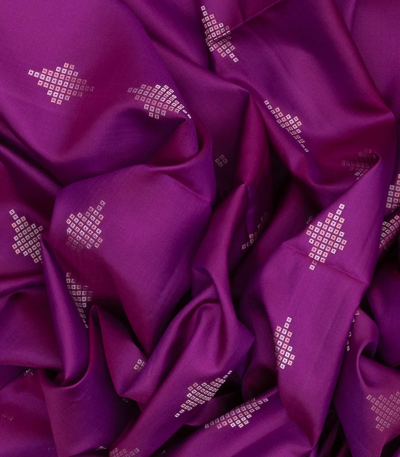 Purple Handloom Soft Silk Saree With Diamond Buttas