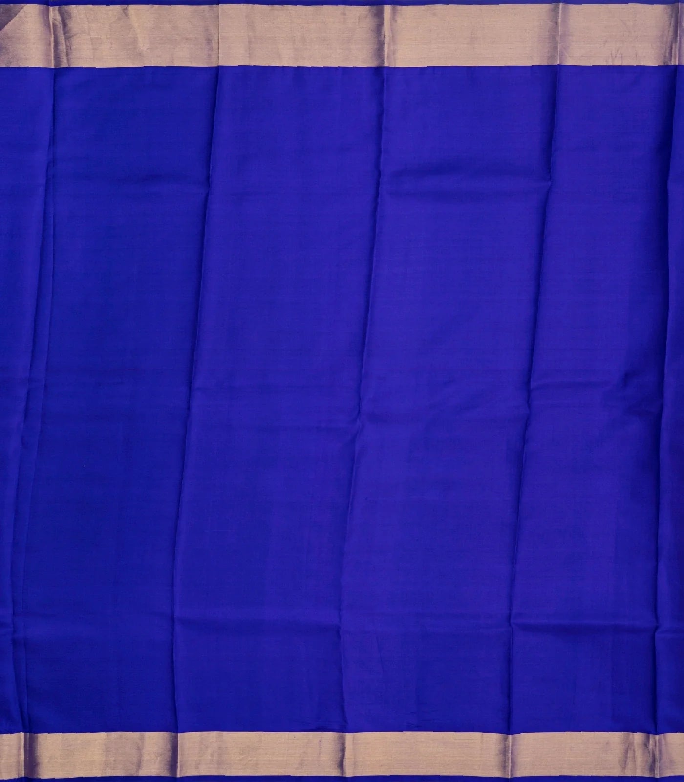 Red Silk Saree With Floral Buttas & Purple Border