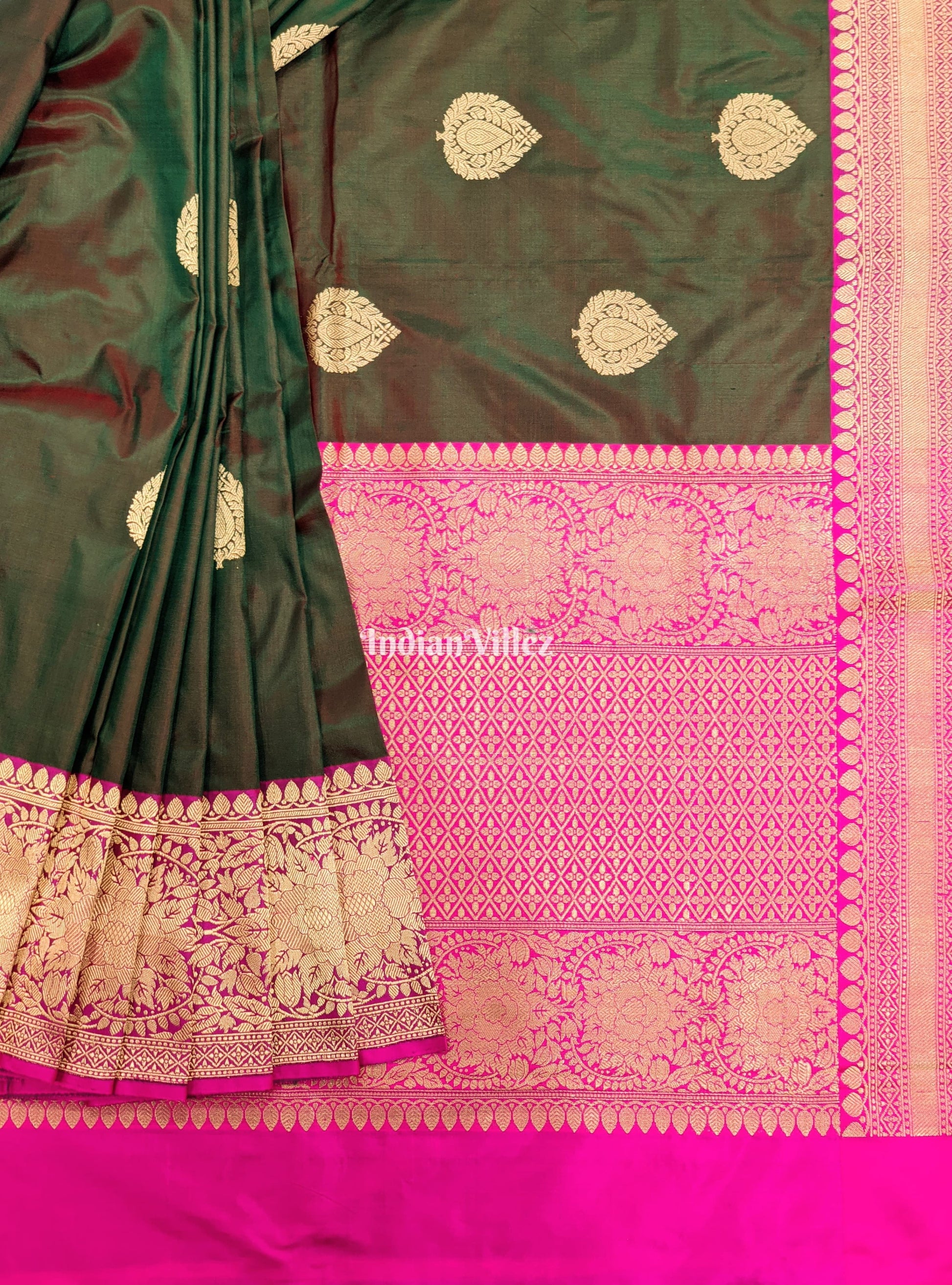 Bottle Green Maroon Dual Tone Designer Banarasi Katan Silk Saree