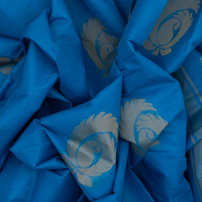 Light Blue Handloom Rasipuram Cotton Saree With Mango Buttas