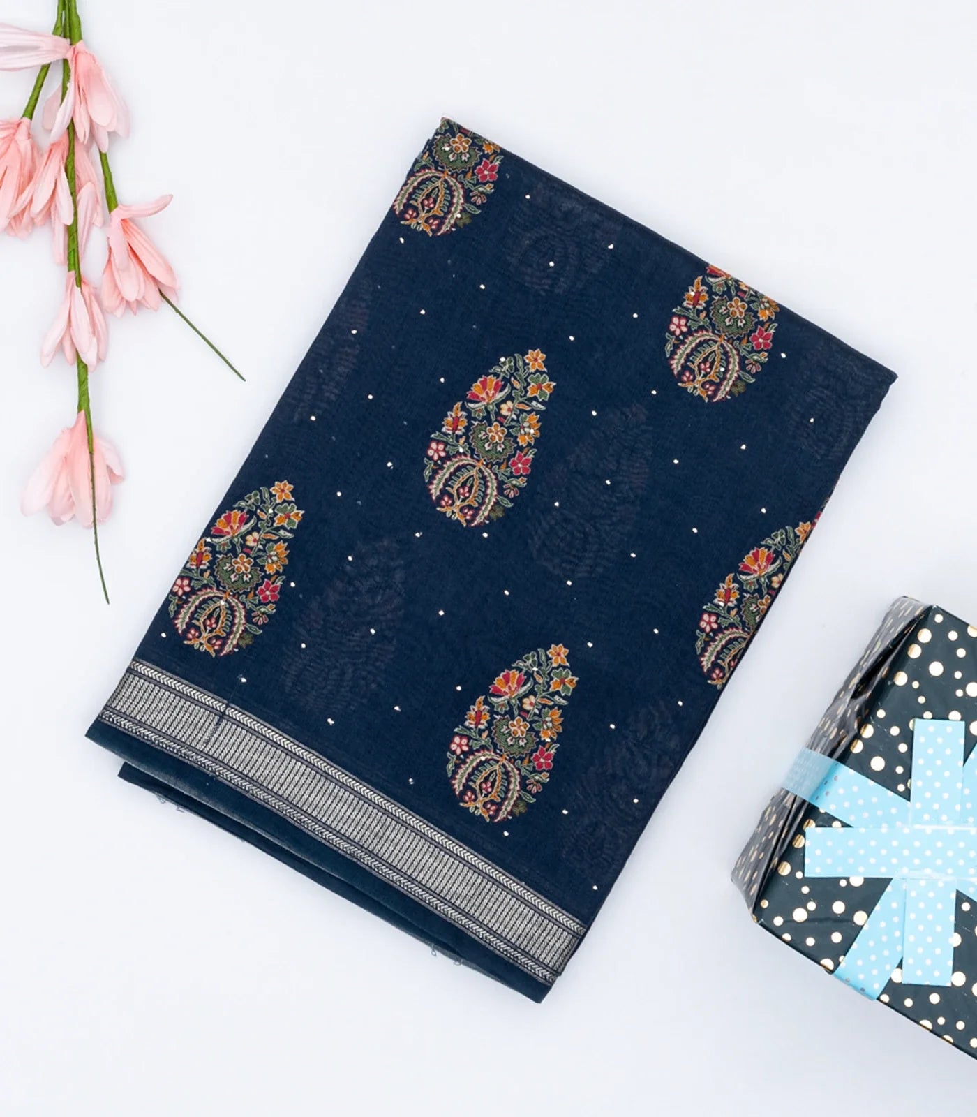 Navy Blue Handloom Tussar Silk Saree Printed With Floral Motifs