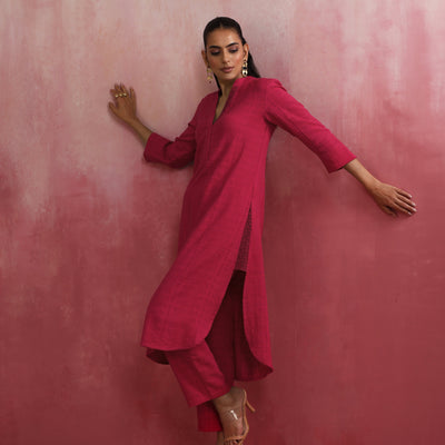 trueBrowns Magenta Cotton Dobby Kurta Set