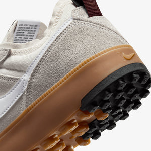 Nike | C1TY { VAST GREY/WHITE-PHANTOM-GUM MED BROWN