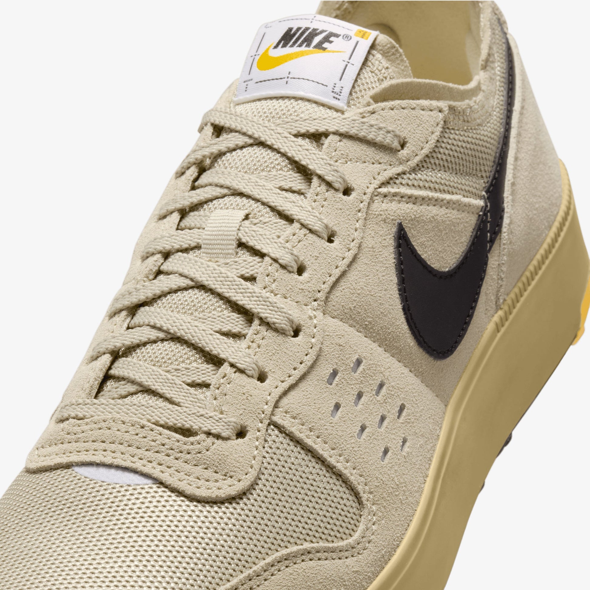 Nike | C1TY { DESERT KHAKI/BLACK-PARACHUTE BEIGE