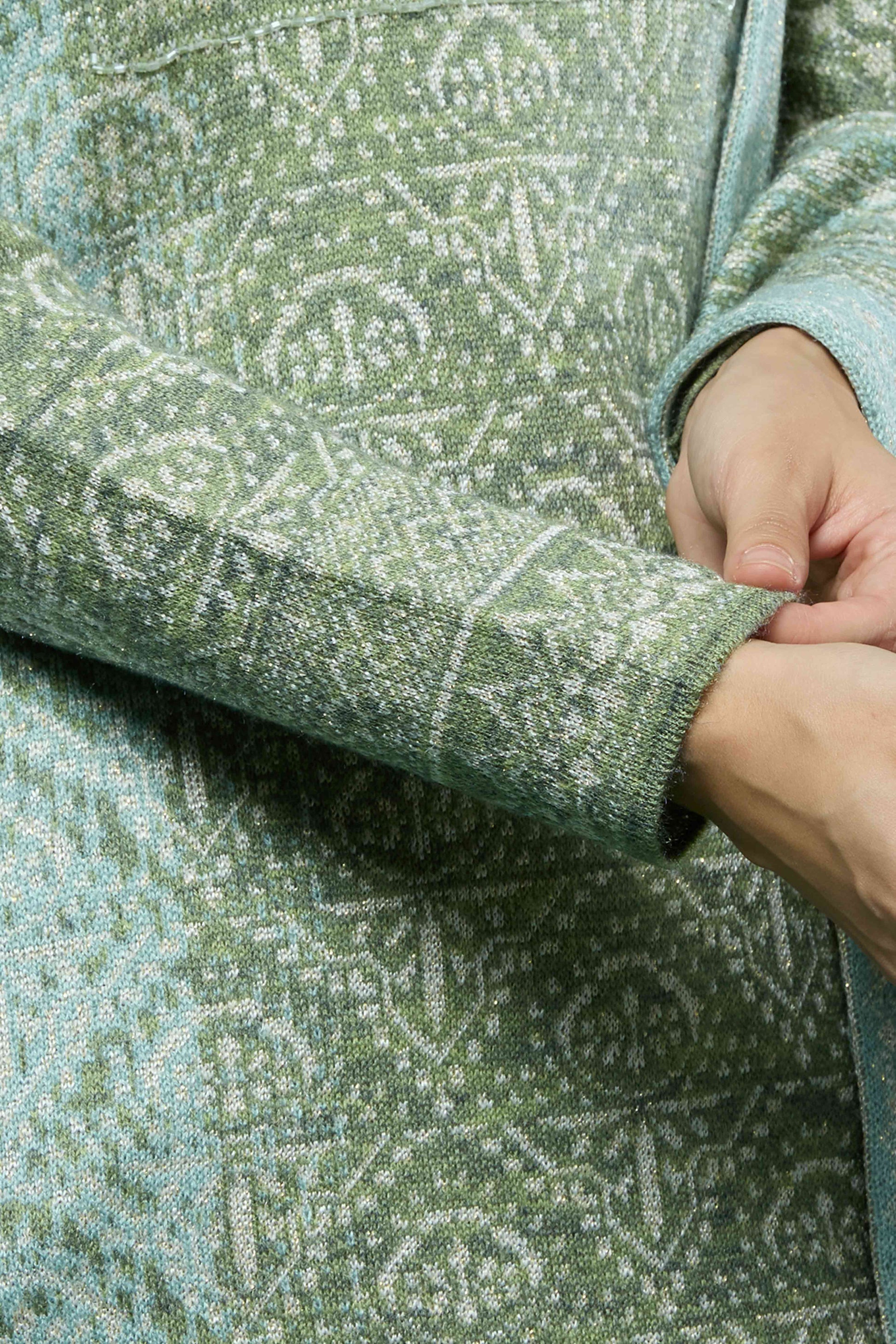green-embroidered-woolen-straight-salwar-suit-1