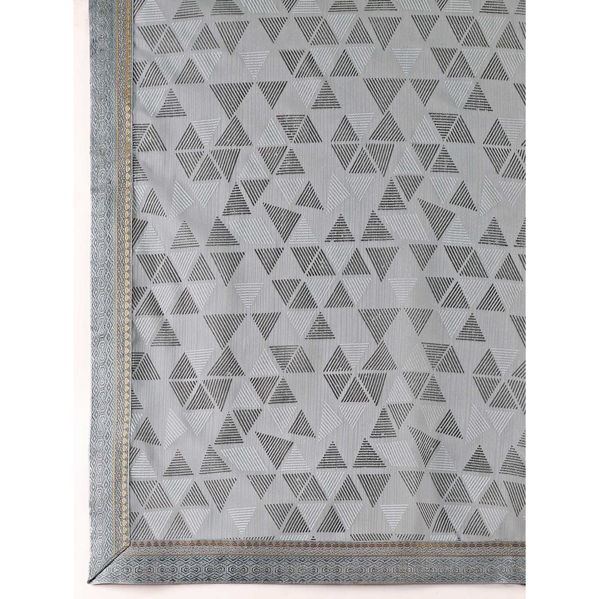 grey-geometric-printed-chiffon-saree-with-lace-border