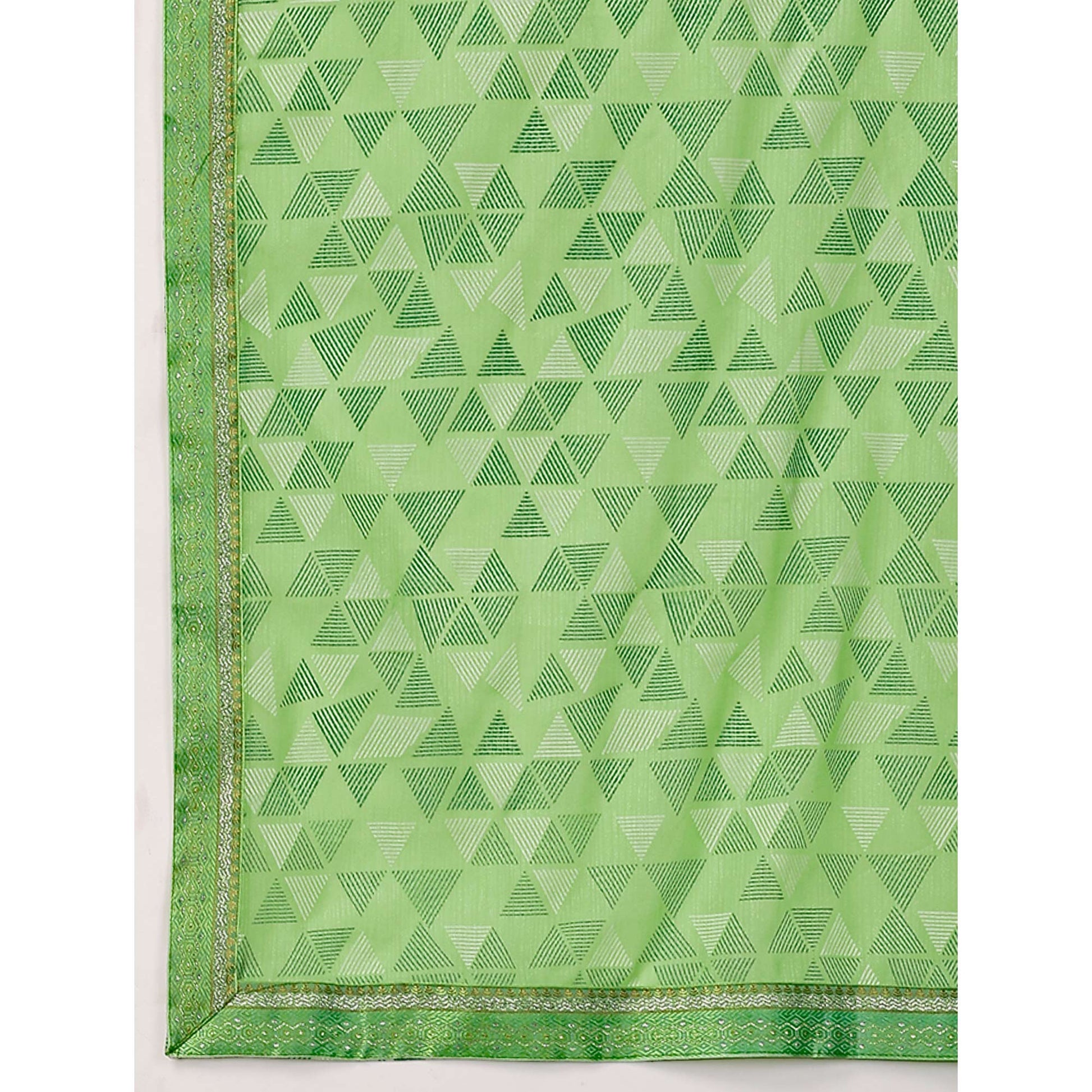 green-geometric-printed-chiffon-saree-with-lace-border