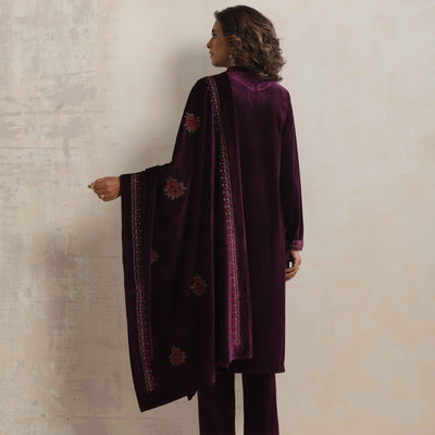 trueBrowns Purple Velvet Floral Embroidered Kurta Pant Dupatta Set