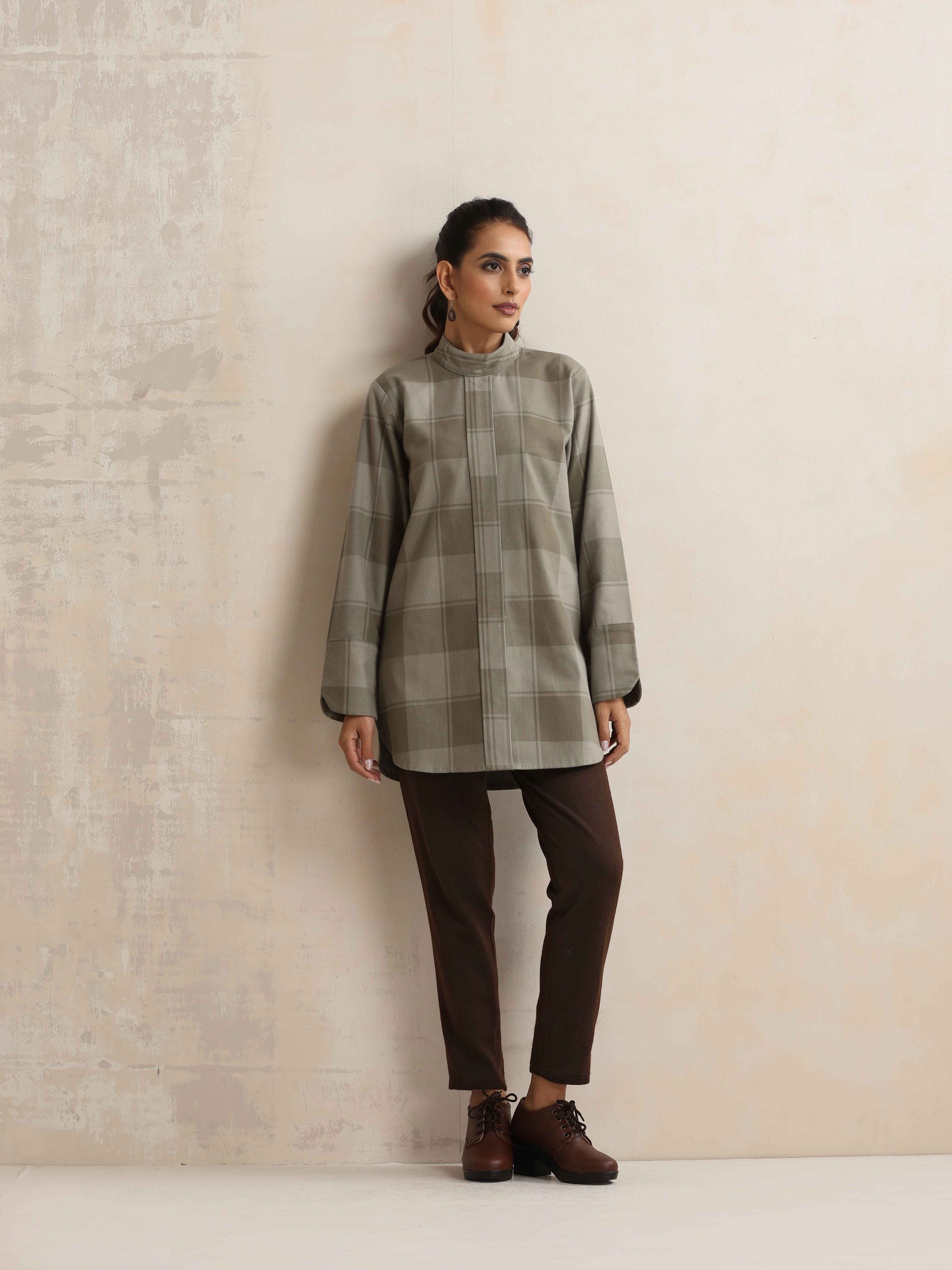 trueBrowns Green Check High Neck Short Kurta