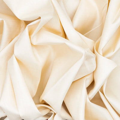 White Handloom Kanchipuram Korvai Silk Saree With Contrast Border