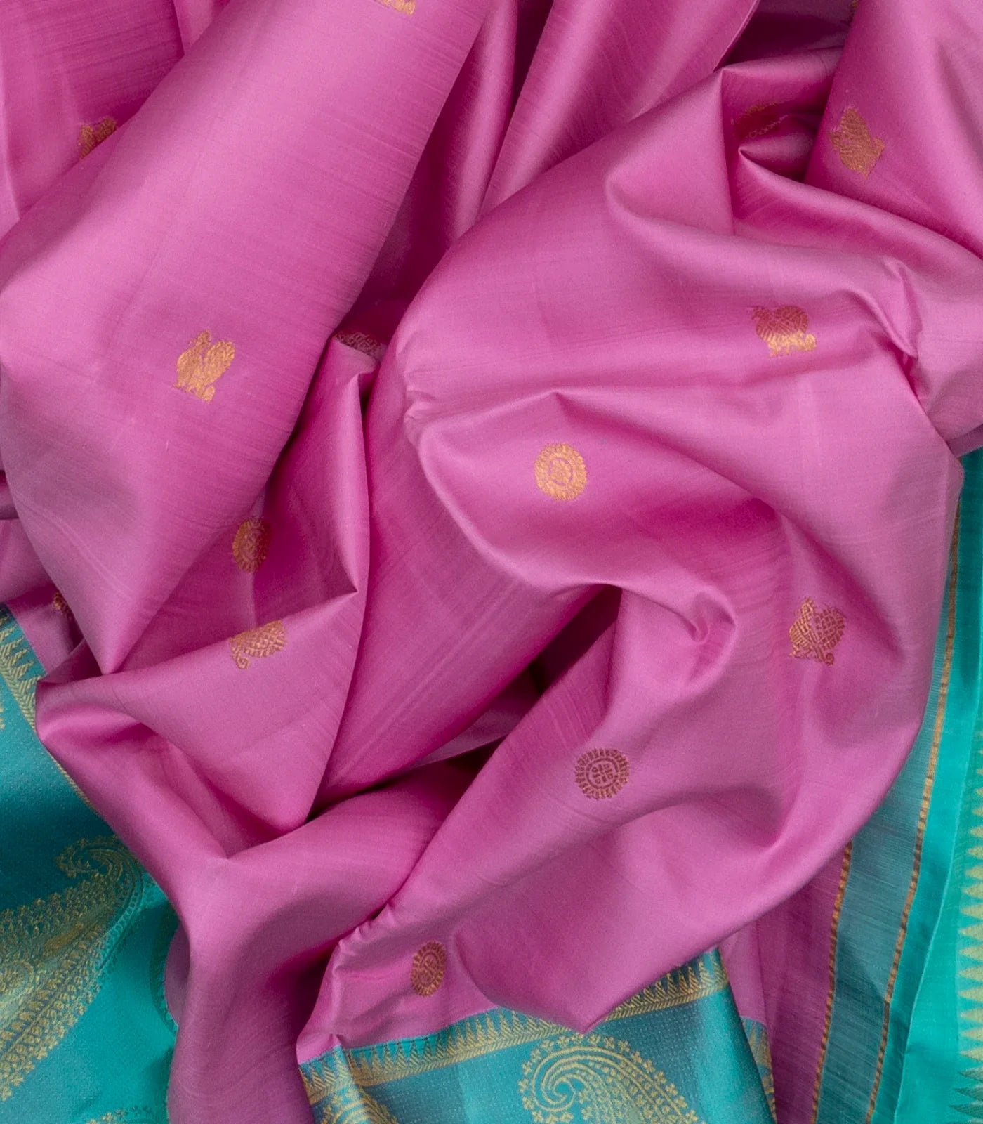 Bubblegum Pink Handloom Kanchipuram Silk Saree With Annam Buttas