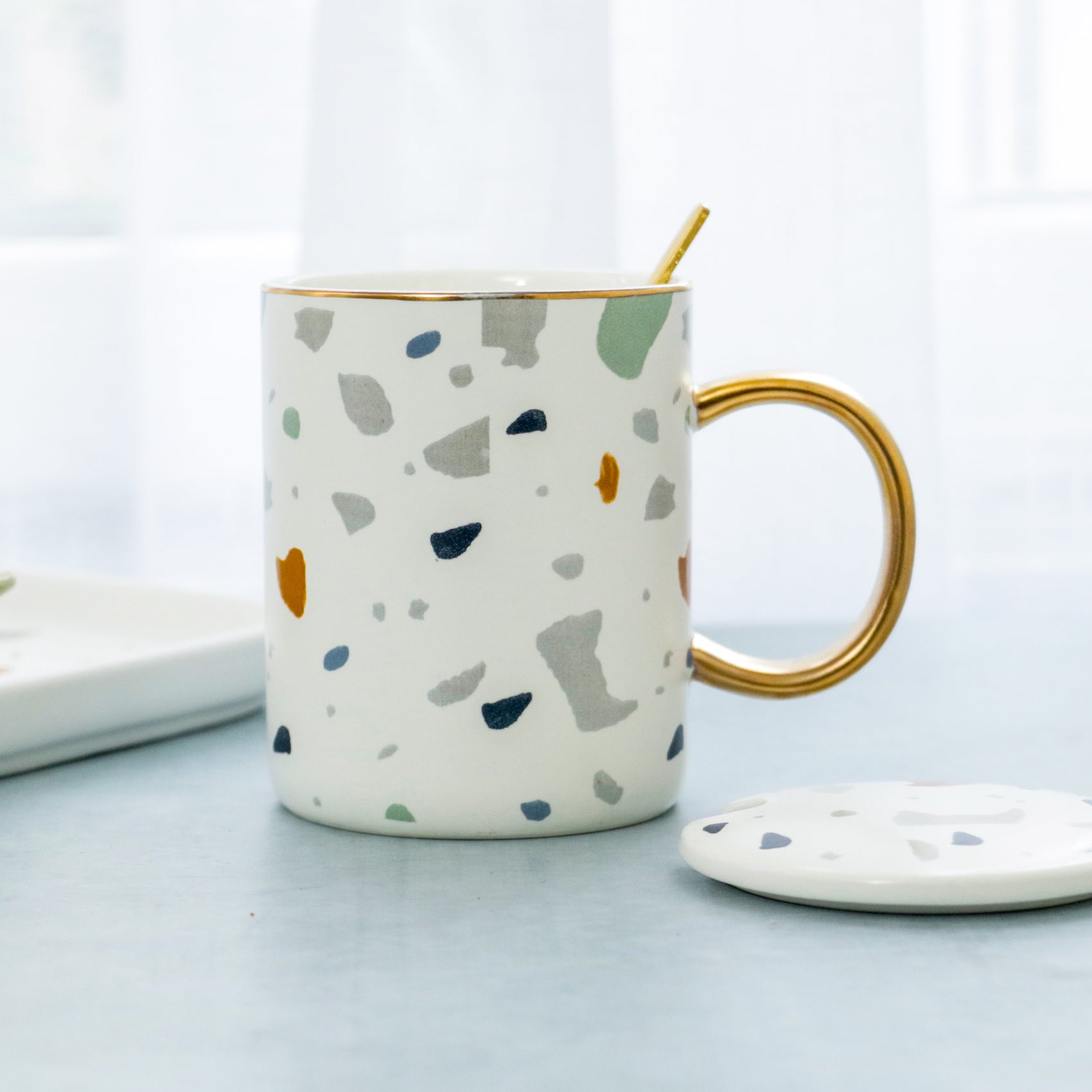 Coffee Mug with Lid