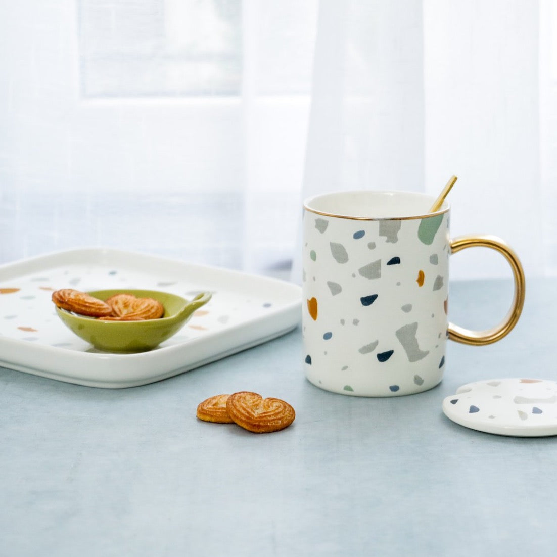 Coffee Mug with Lid