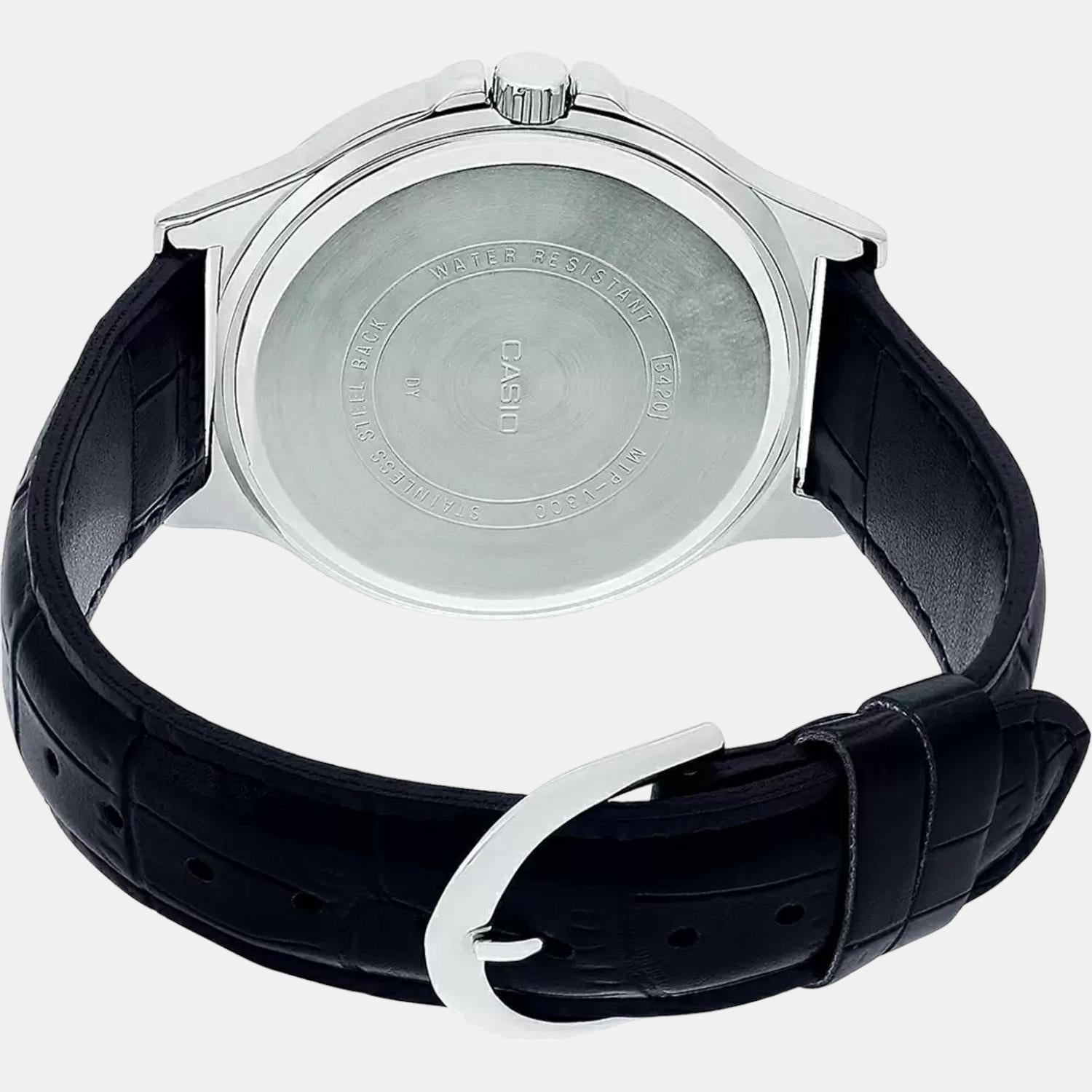 Enticer Women Quartz Black Dial Chronograph Leather Watch A1149