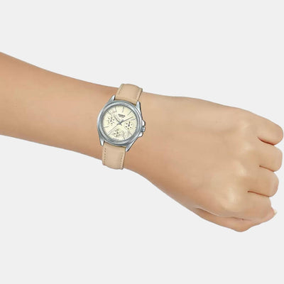 Enticer Women Quartz Yellow Dial Chronograph Leather Watch A1576