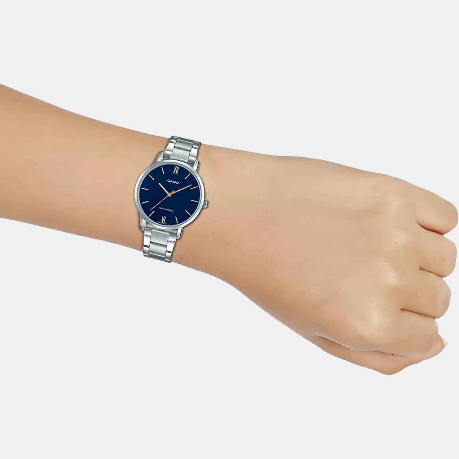 Enticer Women Quartz Blue Dial Analog Stainless Steel Watch A1623