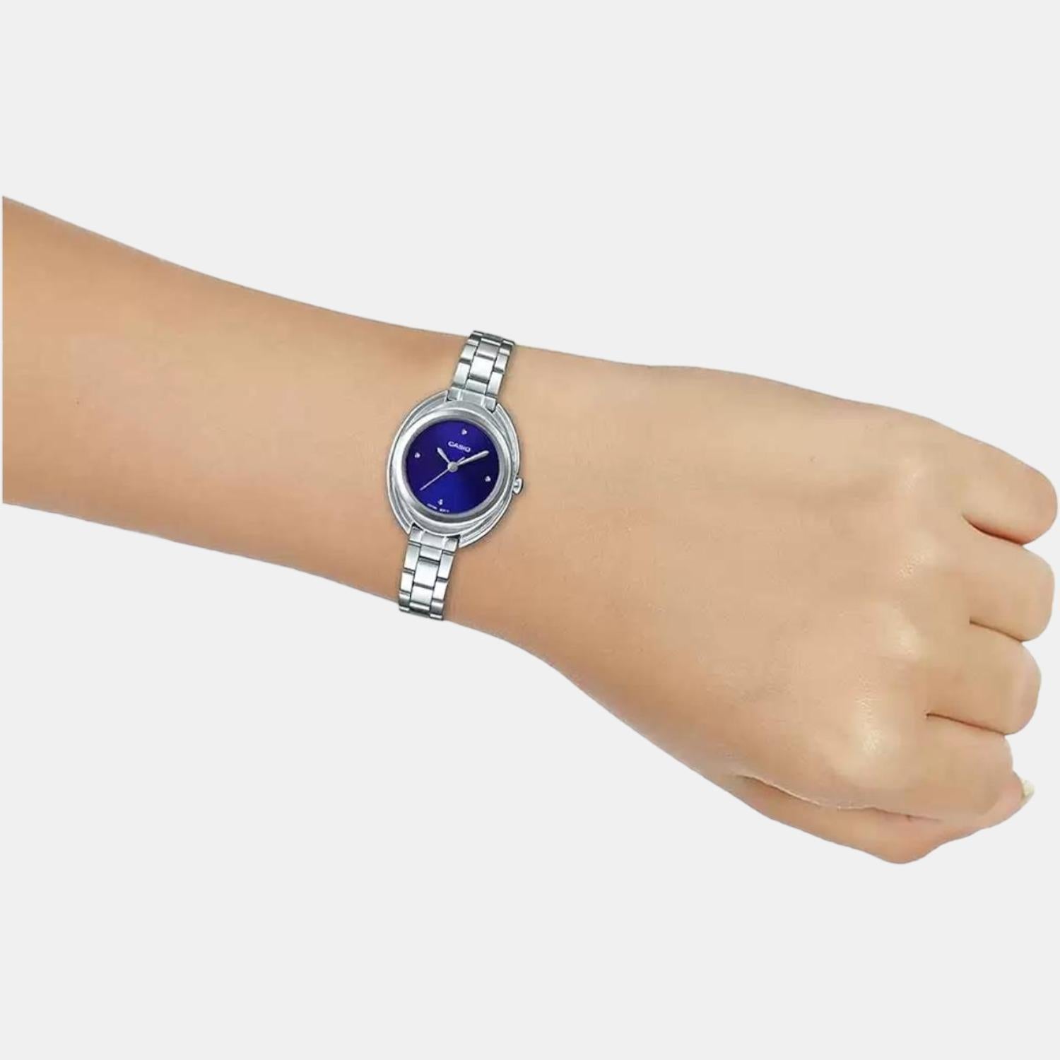 Enticer Women Quartz Blue Dial Analog Stainless Steel Watch A1760