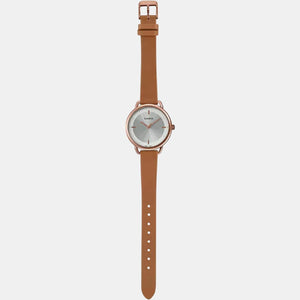 Enticer Women Quartz Silver Dial Analog Leather Watch A1801