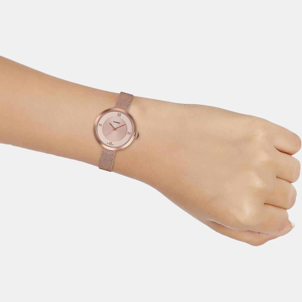 Enticer Women Quartz Rose Gold Dial Analog Stainless Steel Watch A1852