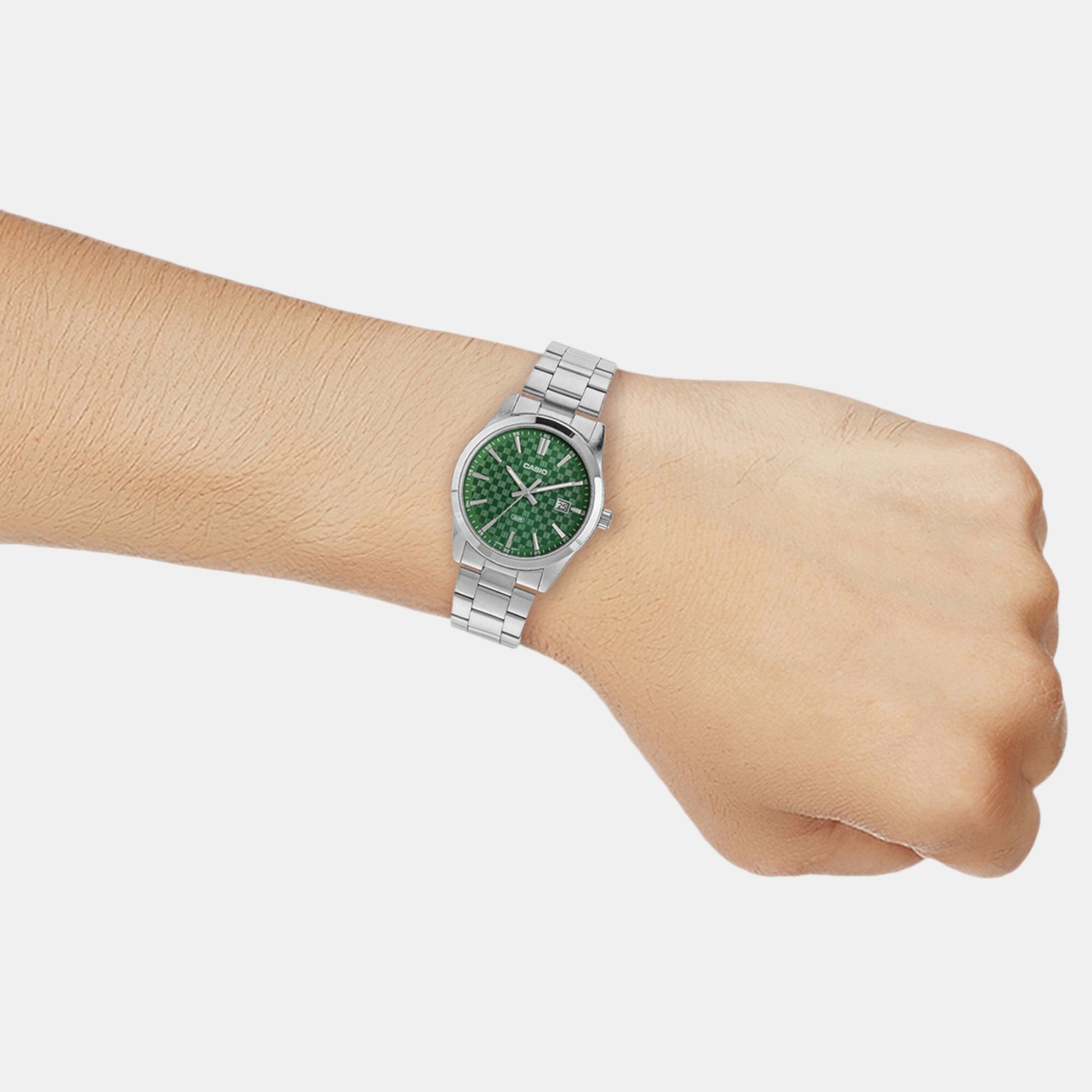 Enticer Men Quartz Green Dial Analog Stainless Steel Watch A2243