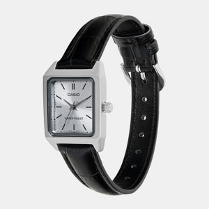 Enticer Women Quartz Silver Dial Analog Leather Watch A2289
