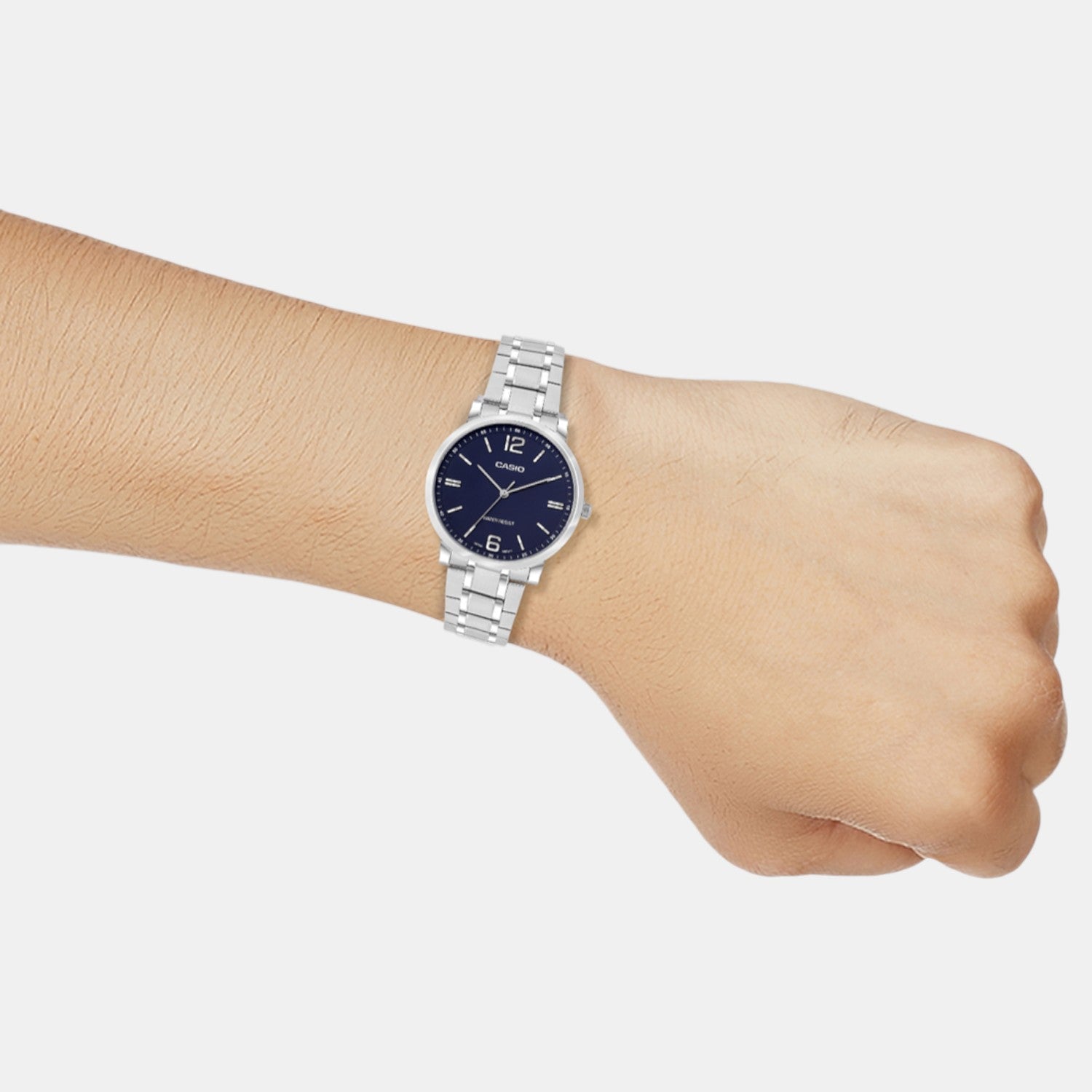 Enticer Women Quartz Blue Dial Analog Stainless Steel Watch A2442