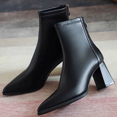 Noelia Short Leather Pointed Ankle Boots