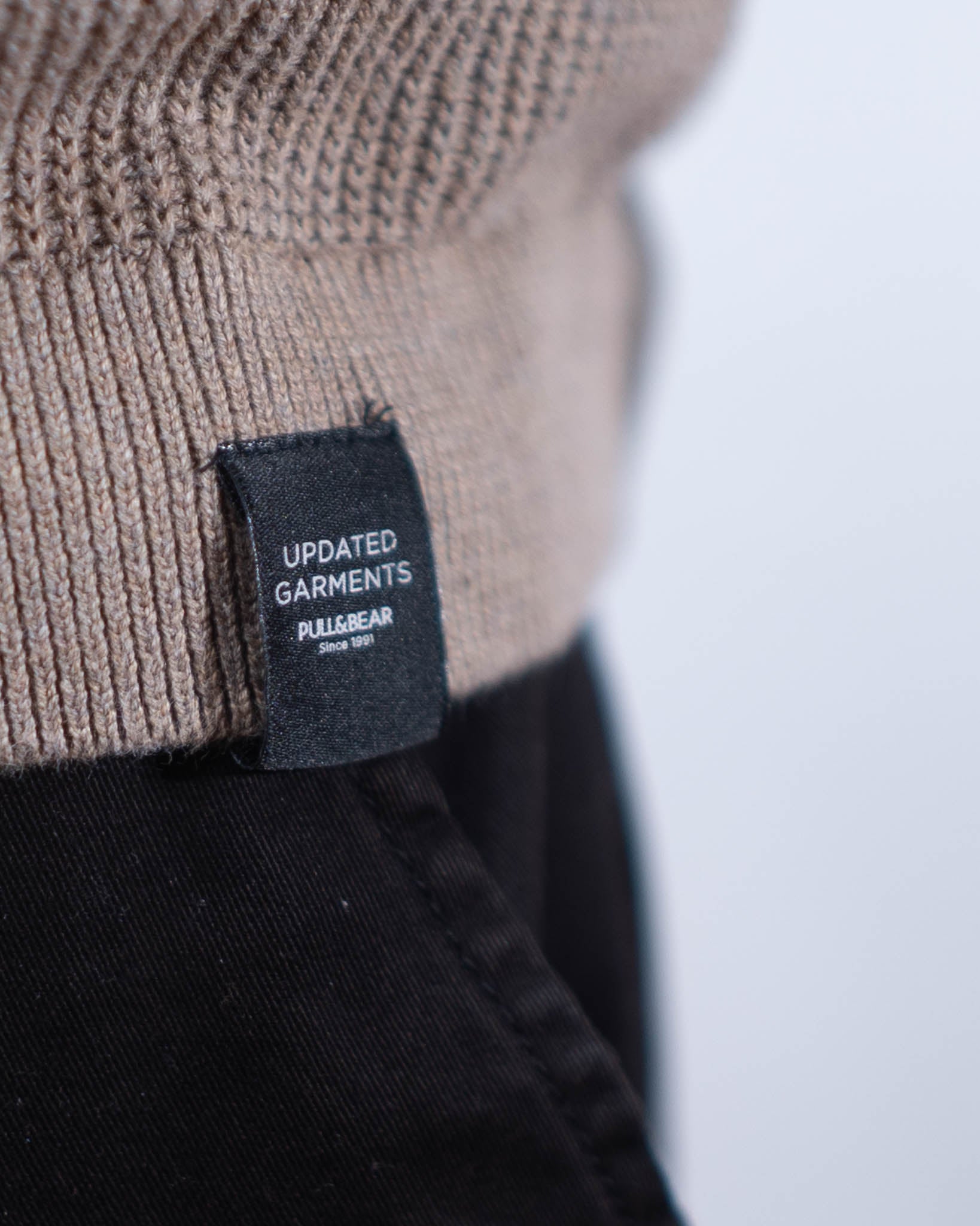 Pull & Bear Brown Sweater