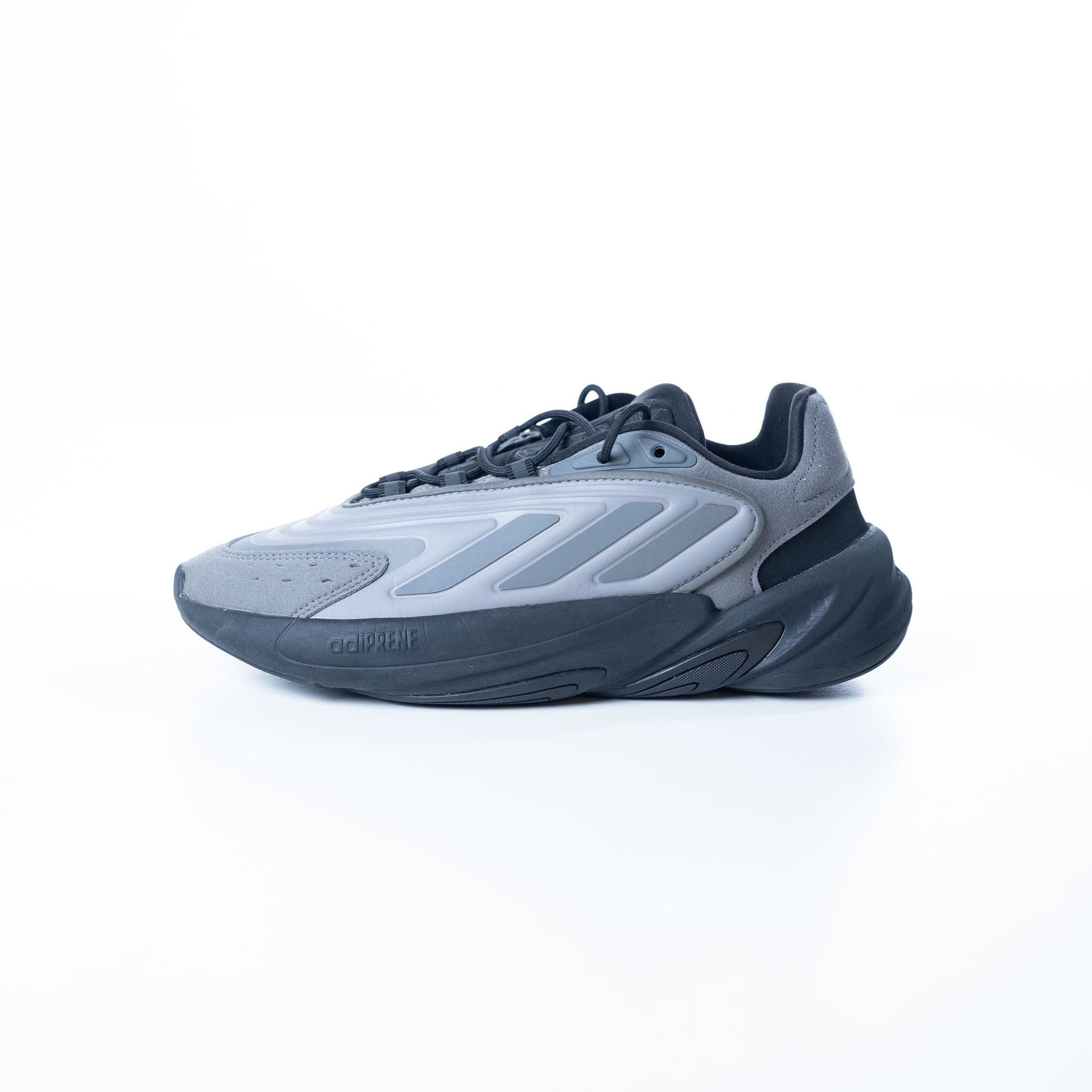 Adidas Originals Ozelia Sneakers