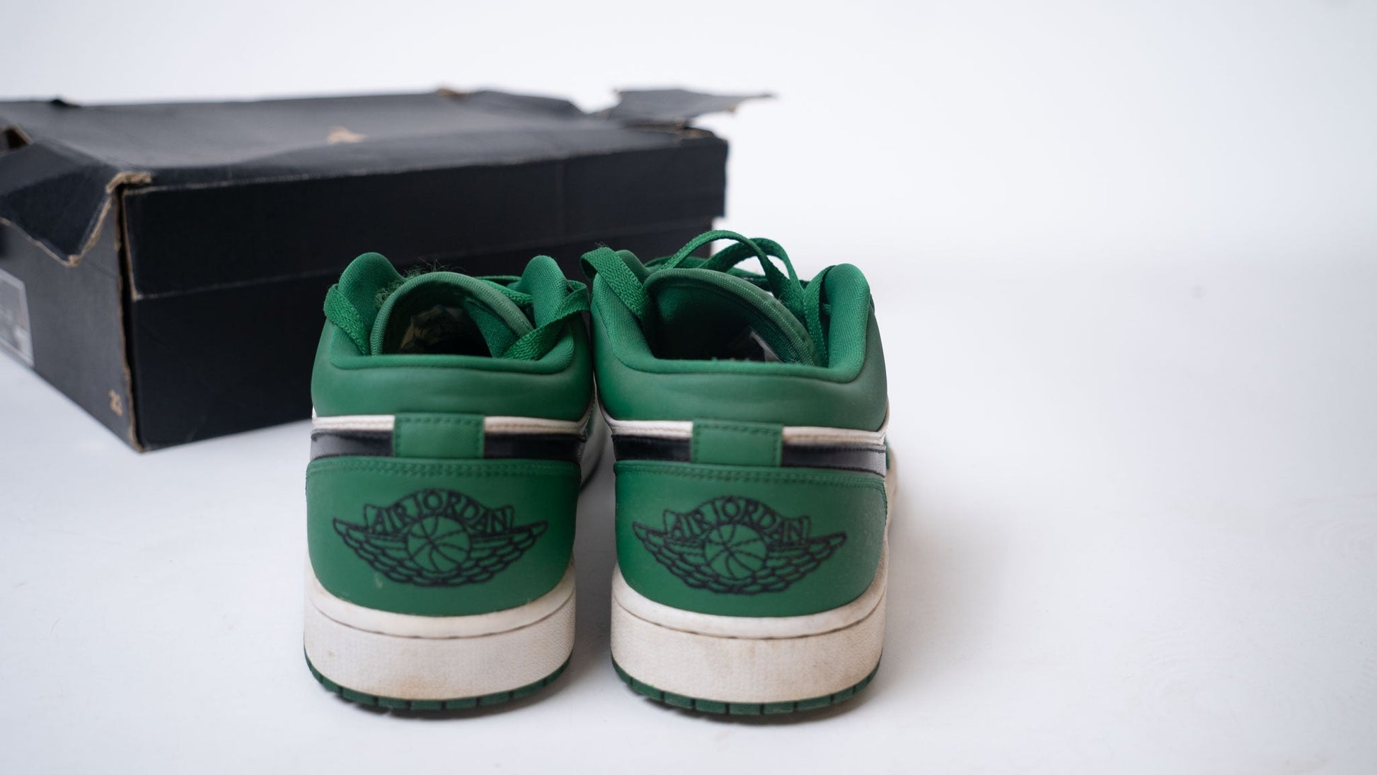 Nike Air Jordan 1 Low - Pine Green
