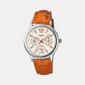 Enticer Women Quartz White Dial Chronograph Leather Watch A862