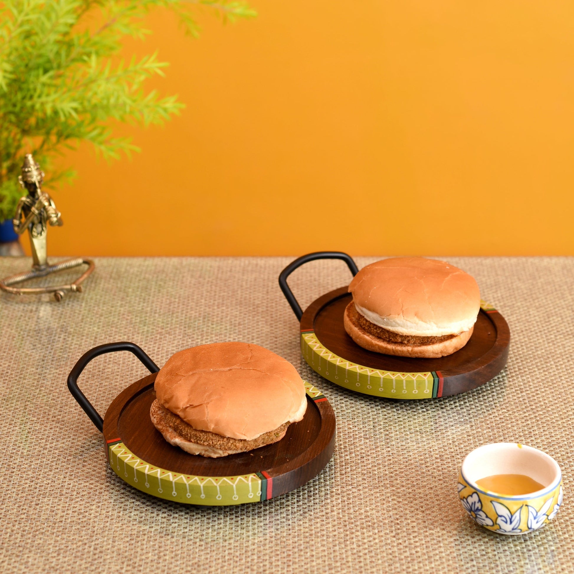 Brown - Round Snack Tray So2 with Metal Handle (7.5x6x0.5)