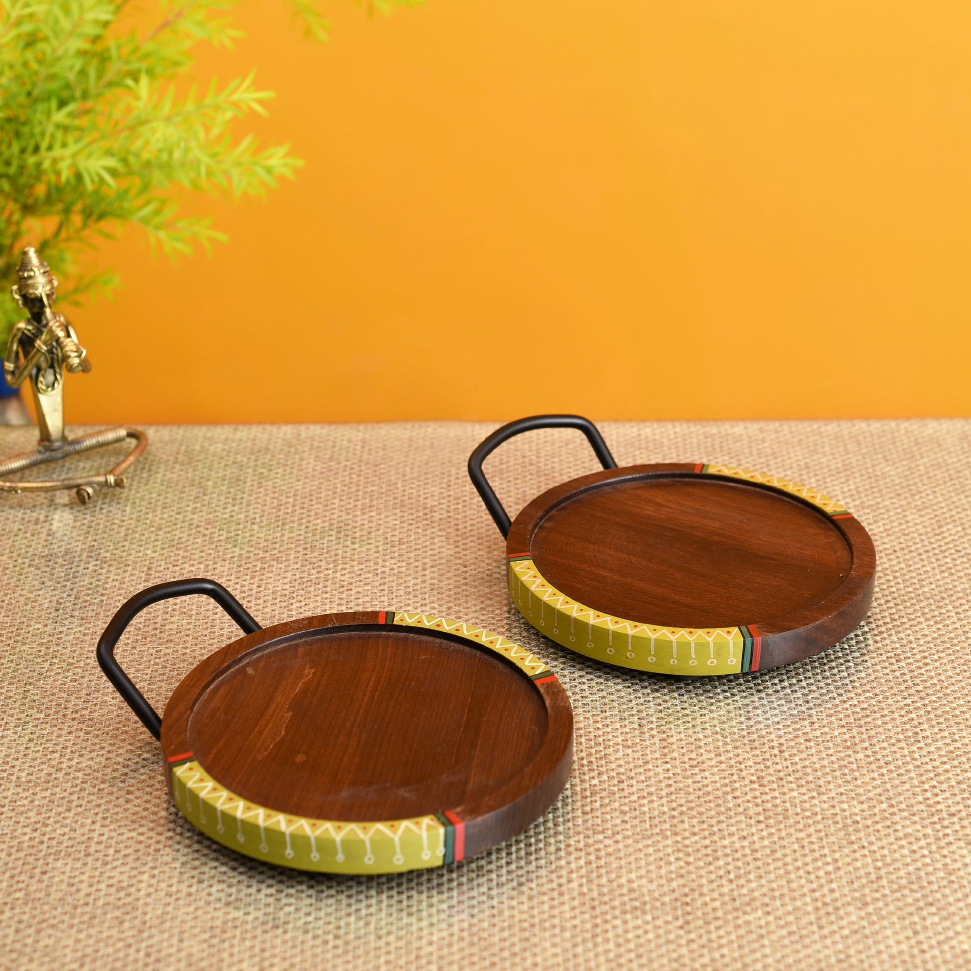 Brown - Round Snack Tray So2 with Metal Handle (7.5x6x0.5)