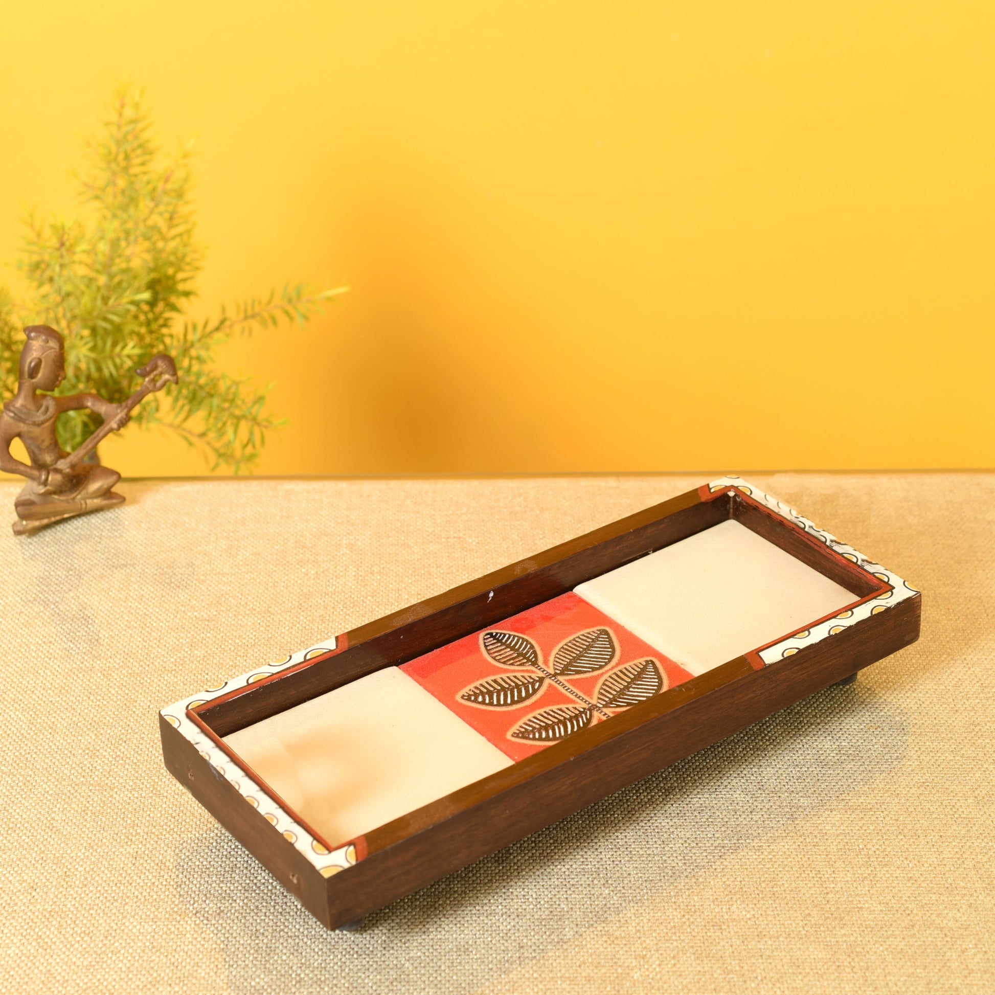Beige - Mango Wood Handcrafted Raspberry Flora Rectangular Tray (12.5 x 5 in)