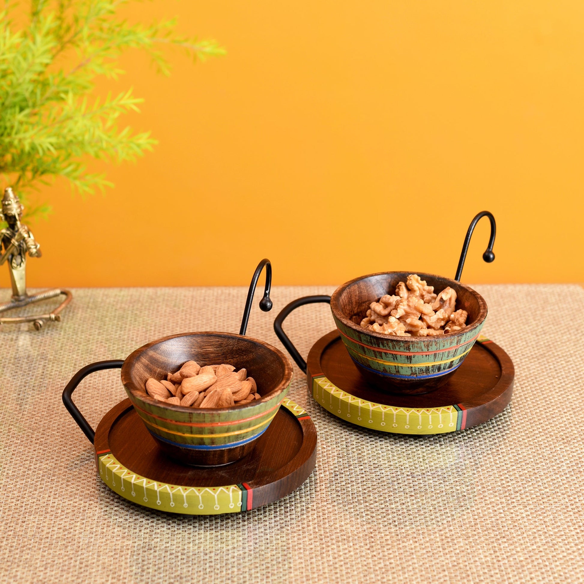 Brown - Hook-ed Snack Bowls with round Tray-Two Set (large) (7.5x6x4.5/7.5x6x4.5)