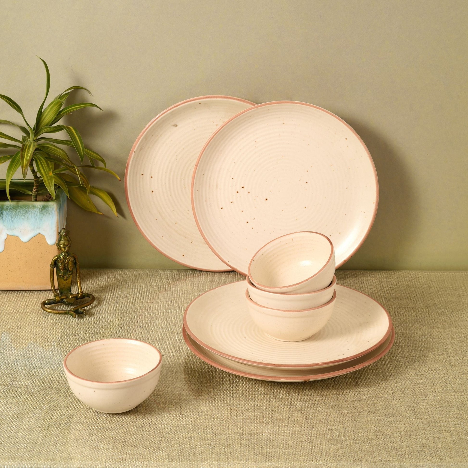 Elysian White Dinner Plates (Set of 4) Plates and 4 Veg Bowls (p-10x10x1, b-4.2x4.2x2